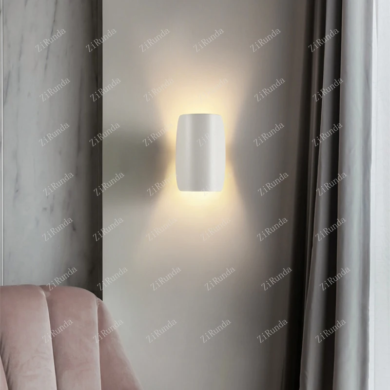 Итальянский дизайнерский настенный светильник современная гостиная креативный вращающийся арт отель выставочный зал настенный светильник прикроватная лампа для спальни красный 4